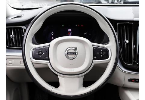 Volvo XC60 #6