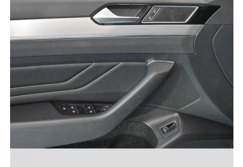 VW Passat #14