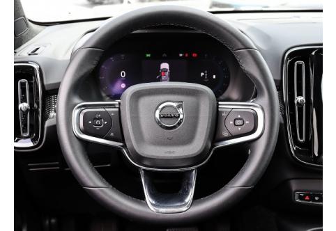 Volvo XC40 #6