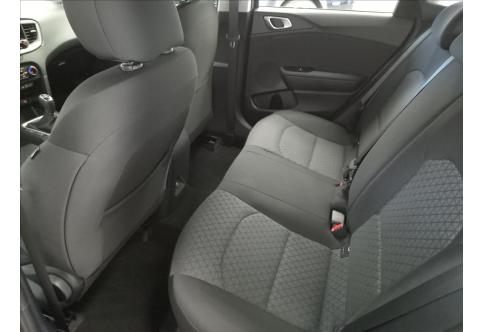 KIA cee'd #8