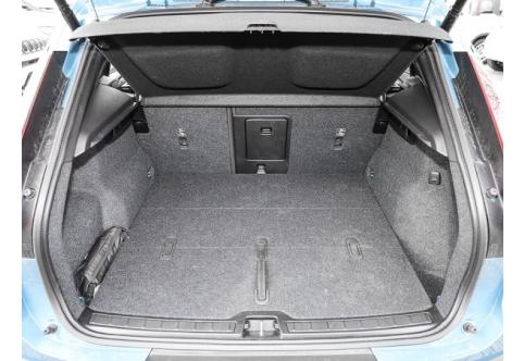 Volvo XC40 #16