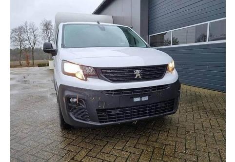 Peugeot Partner #8