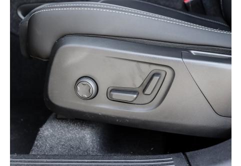 Volvo XC40 #12
