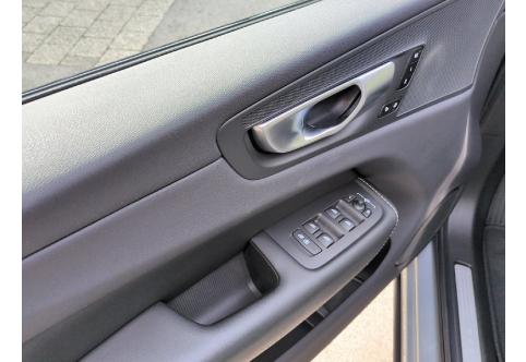 Volvo XC60 #8
