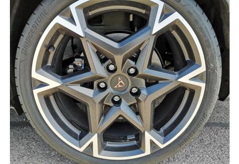CUPRA Leon #1