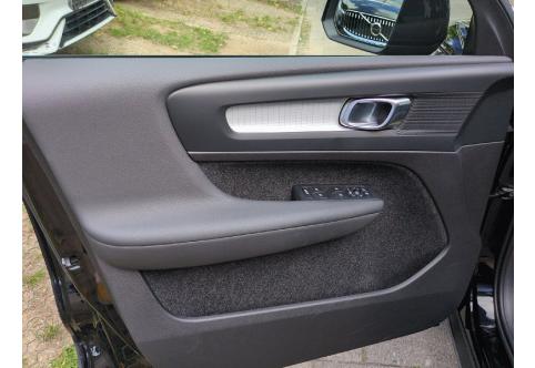 Volvo XC40 #6