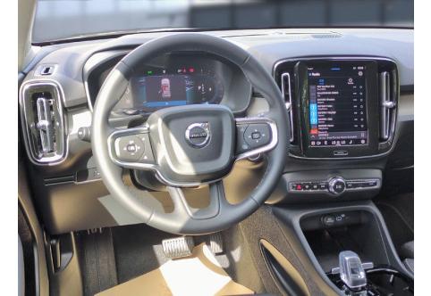 Volvo XC40 #15