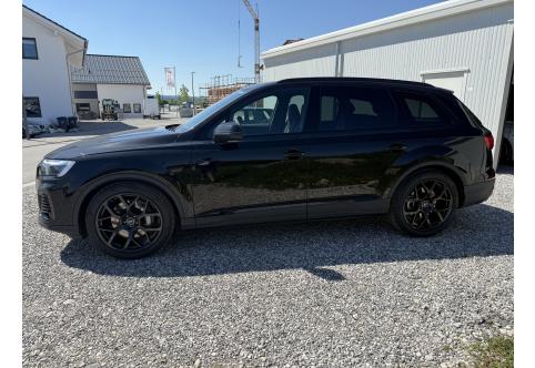 Audi Q7 #4