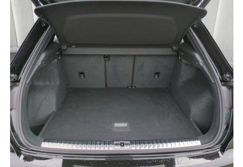 Audi RSQ3 #9