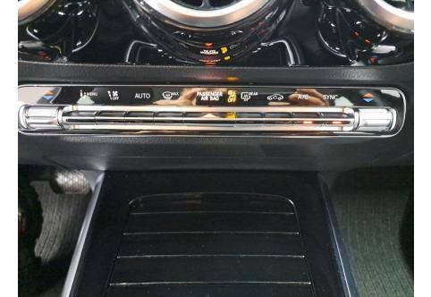 Mercedes-Benz GLA-Klasse #21