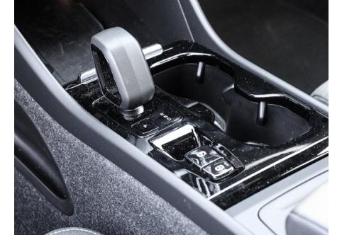 Volvo XC40 #13