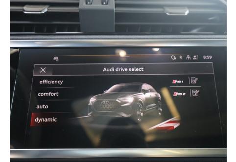 Audi RSQ3 #11
