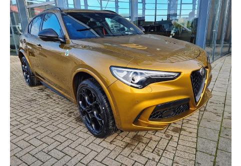 Alfa Romeo Stelvio #7