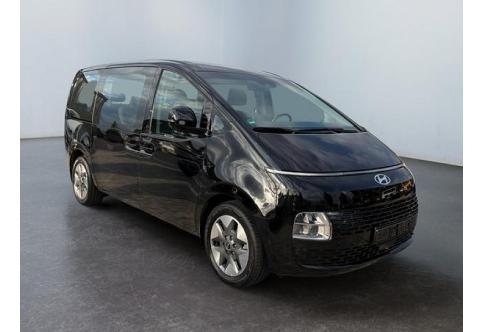 Hyundai Staria #1