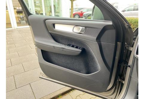 Volvo XC40 #17