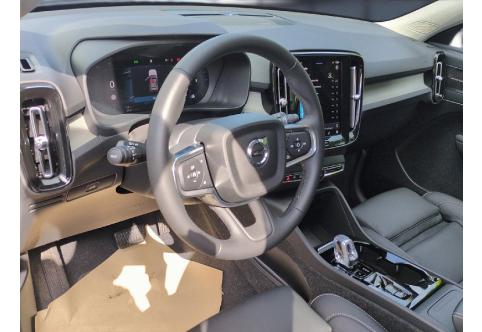 Volvo XC40 #9
