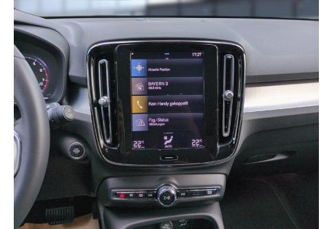 Volvo XC40 #11