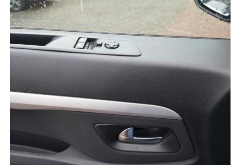 Opel Vivaro #20