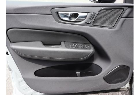 Volvo XC60 #10