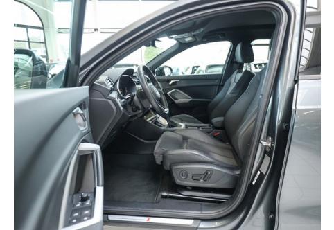 Audi Q3 #8