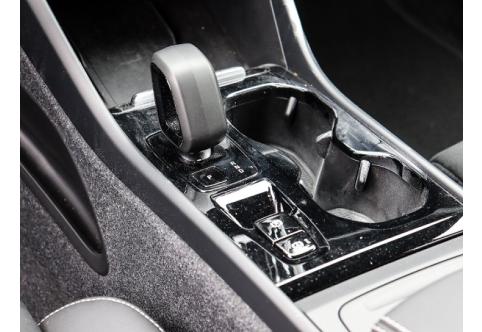 Volvo XC40 #13