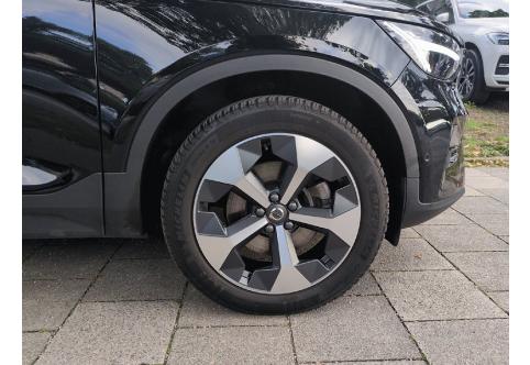 Volvo XC40 #16