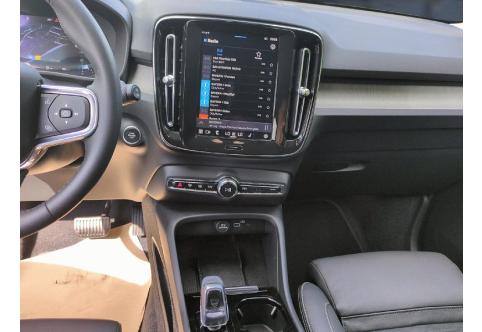 Volvo XC40 #12