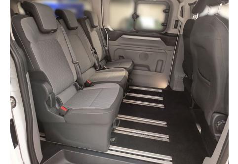 Ford Tourneo Custom #14