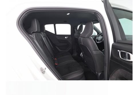 Volvo XC40 #12