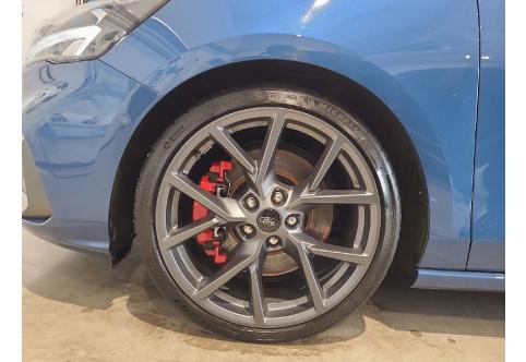 Ford Focus #12