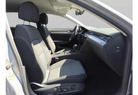VW Passat #12