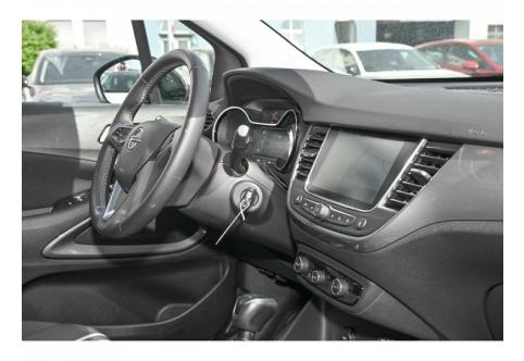Opel Crossland X #9