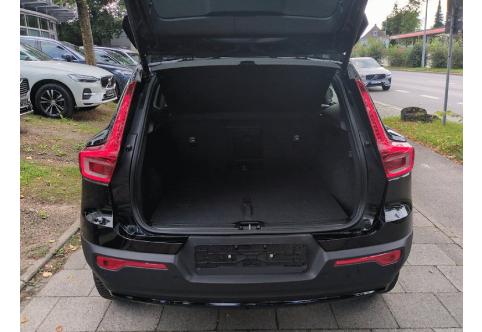 Volvo XC40 #17