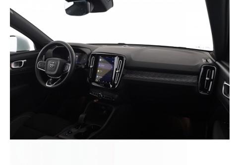 Volvo XC40 #10