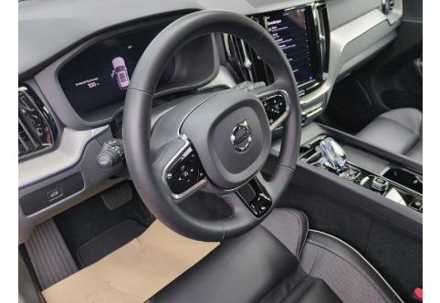 Volvo XC60 #8