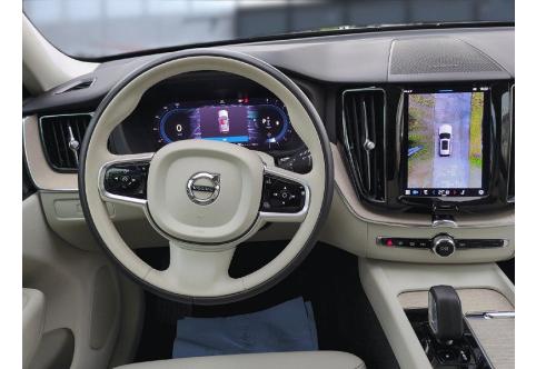 Volvo XC60 #9