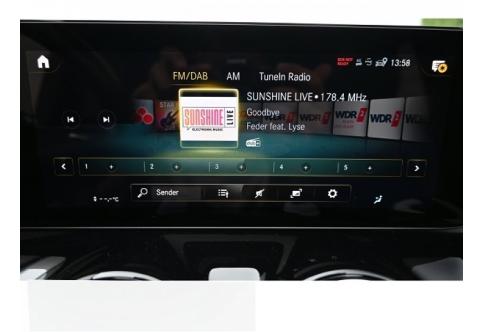 Mercedes-Benz GLA-Klasse #16