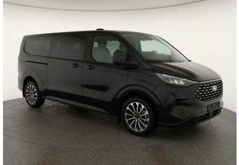 Ford Tourneo Custom #1