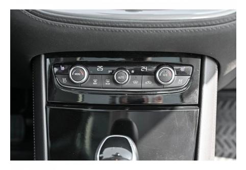 Opel Grandland X #11