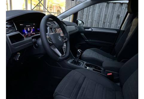 VW Touran #8