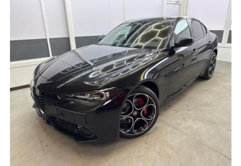 Alfa Romeo Giulia #1