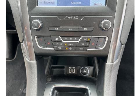 Ford Mondeo #24