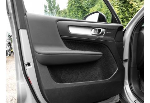 Volvo XC40 #16