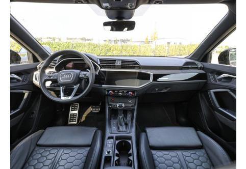 Audi RSQ3 #6