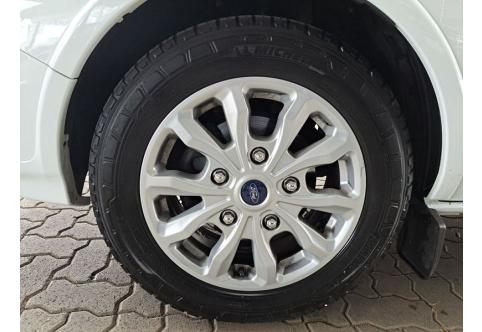 Ford Tourneo Custom #27