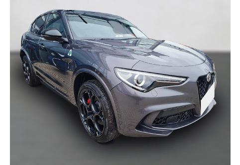 Alfa Romeo Stelvio #4