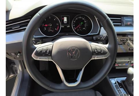 VW Passat #9