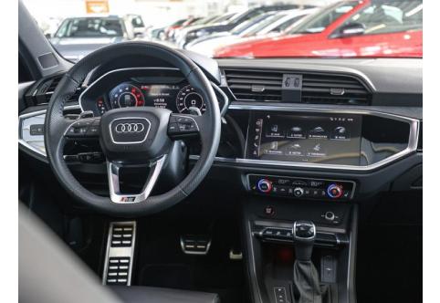 Audi RSQ3 #7
