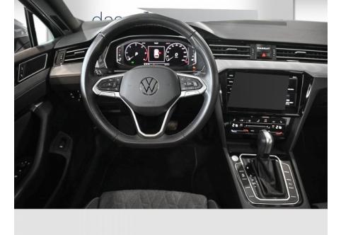VW Passat #13