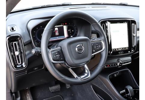 Volvo XC40 #4